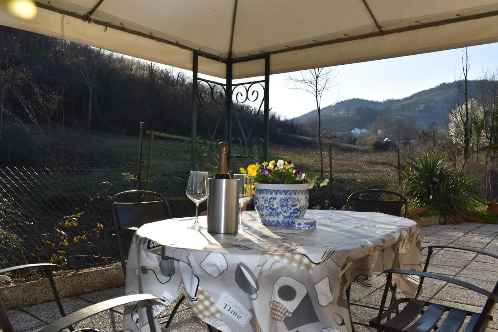 La Caliera 5 Casa Vacanze Corbanese Holiday home